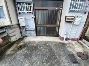 醍醐外山街道町（3-96）貸家の物件外観写真